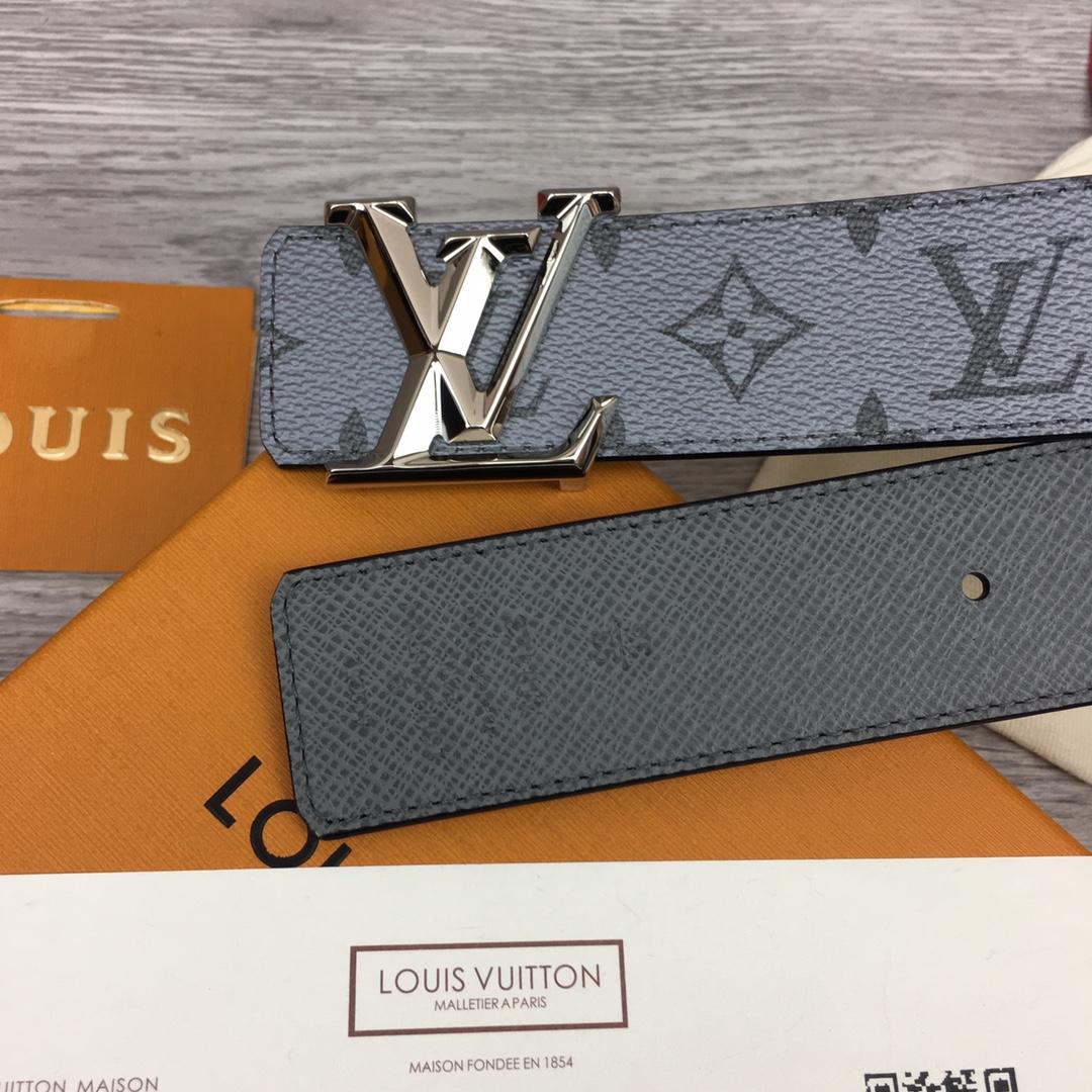 Louis Vuitton LV Pyramide 40mm Reversible - DesignerGu