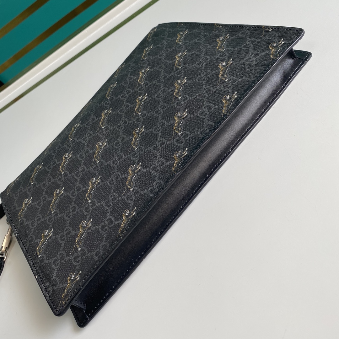 Gucci Black GG Pouch(28-22-3.5cm) - DesignerGu