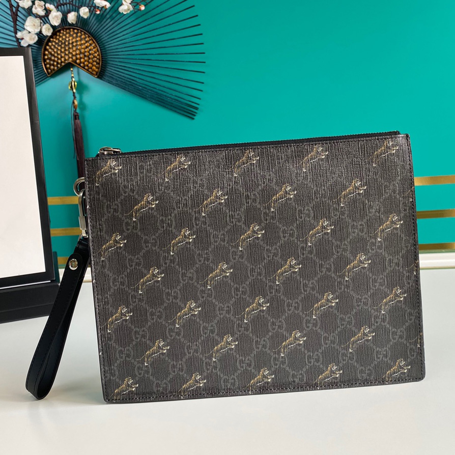 Gucci Black GG Pouch(28-22-3.5cm) - DesignerGu