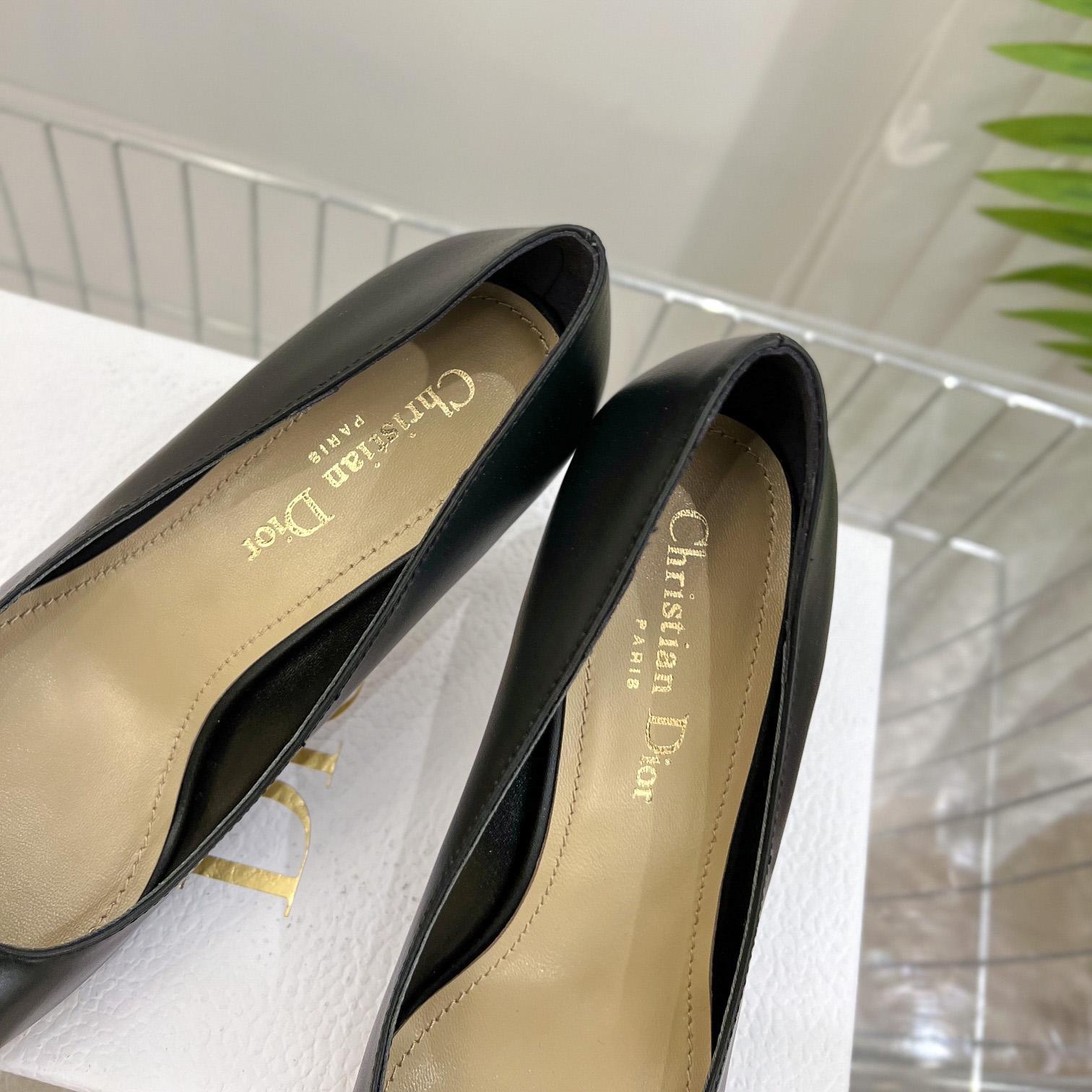 Dior Attract Pump - DesignerGu