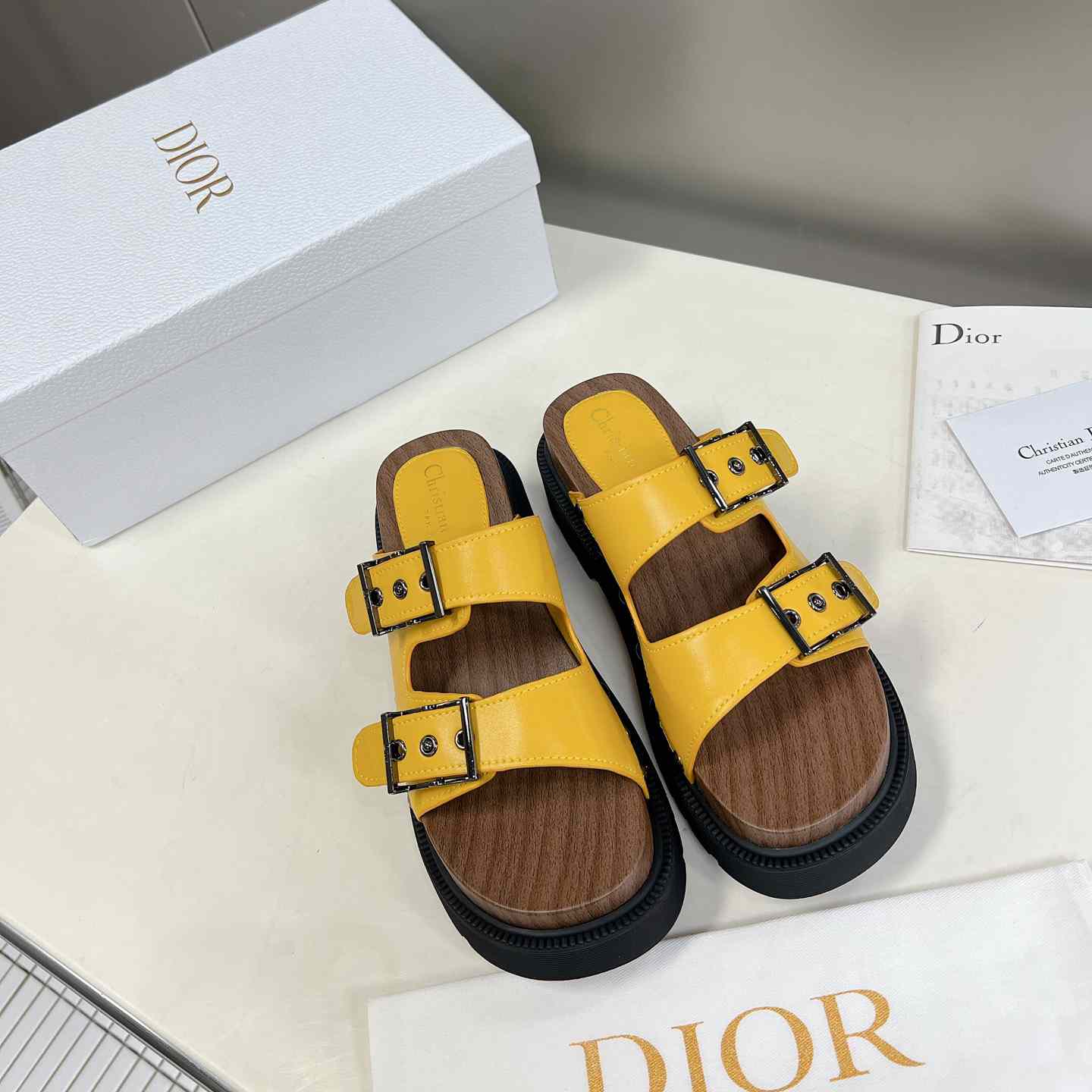 Dior Diorquake Strap Sandal - DesignerGu