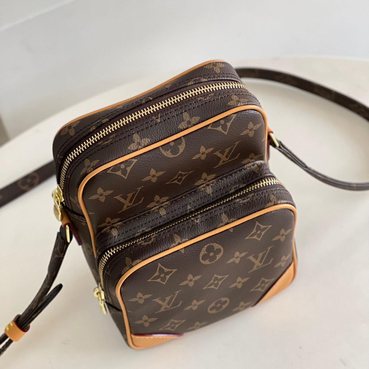 Louis Vuitton Monogram Shoulder Bag(15-21.5-10cm)   M45236 - DesignerGu