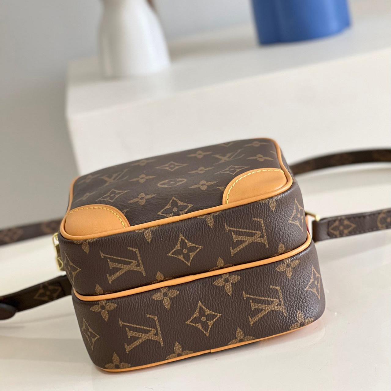 Louis Vuitton Monogram Shoulder Bag(15-21.5-10cm)   M45236 - DesignerGu