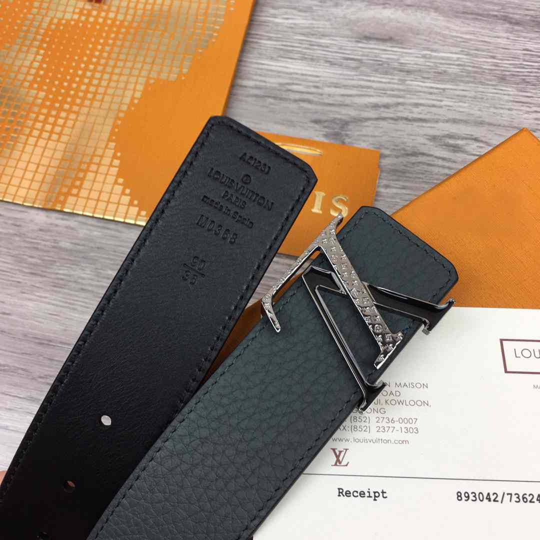 Louis Vuitton 40MM Reversible Belt - DesignerGu