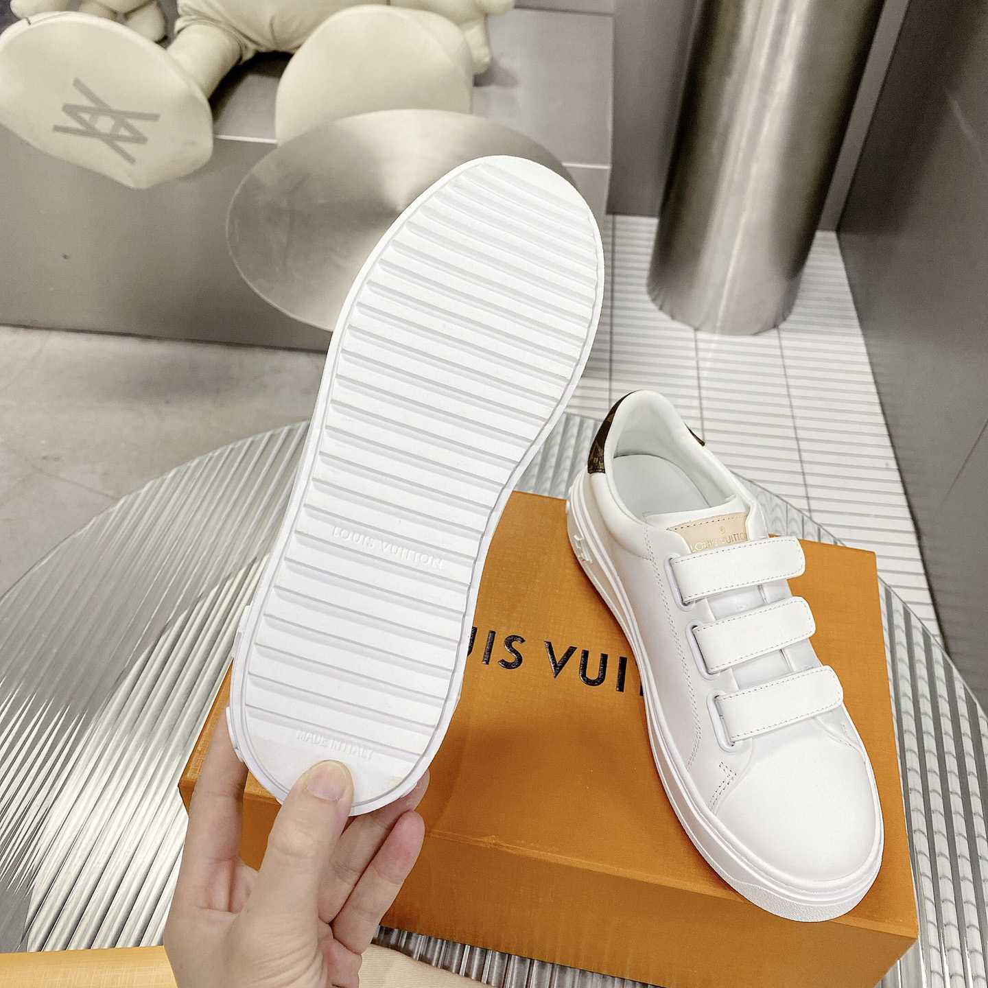 Louis Vuitton Time Out Sneaker    1AAF7C - DesignerGu