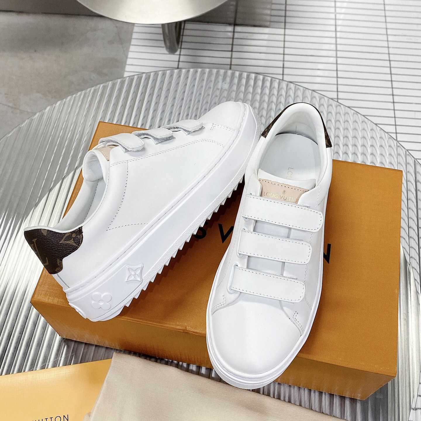 Louis Vuitton Time Out Sneaker    1AAF7C - DesignerGu