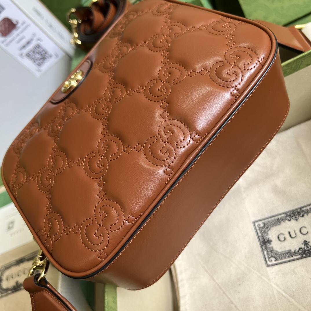 Gucci GG Matelassé Leather Shoulder Bag(21.5-17-7.5cm) - DesignerGu