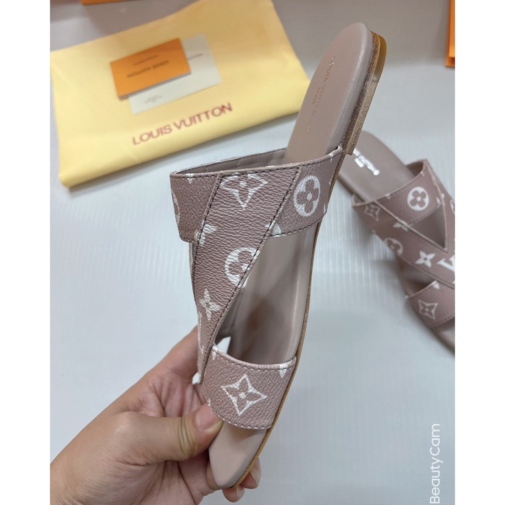 Louis Vuitton Monogram Sandal      - DesignerGu