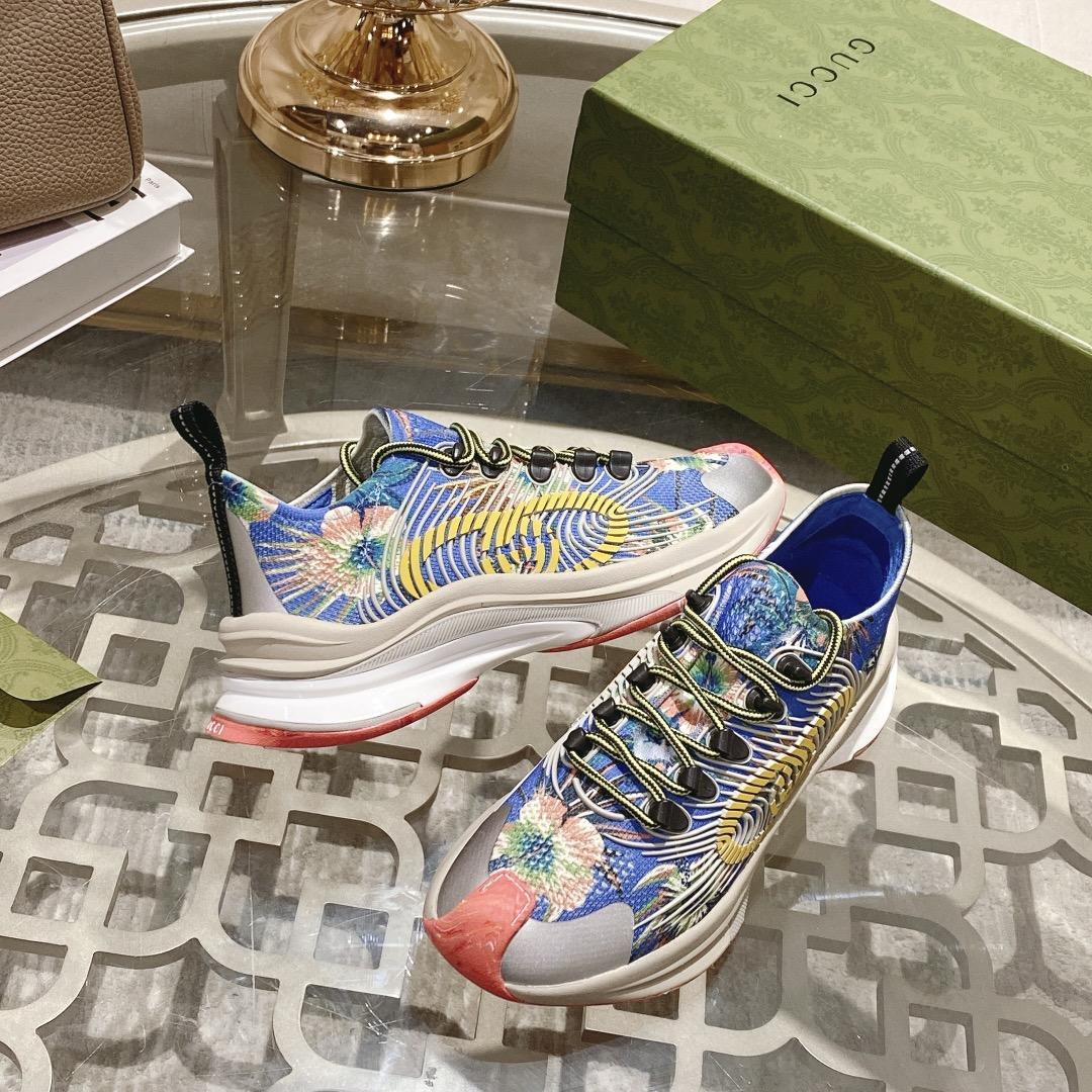 Gucci Run Floral Sneaker - DesignerGu