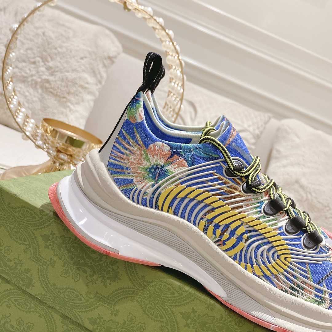 Gucci Run Floral Sneaker - DesignerGu