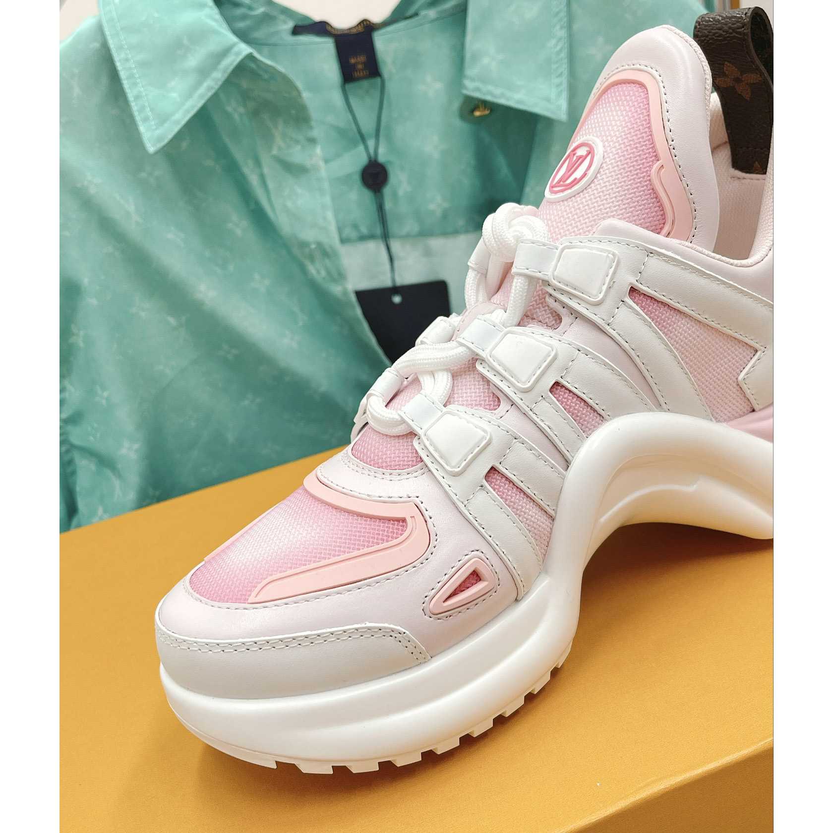 Louis Vuitton LV Archlight Sneaker      - DesignerGu