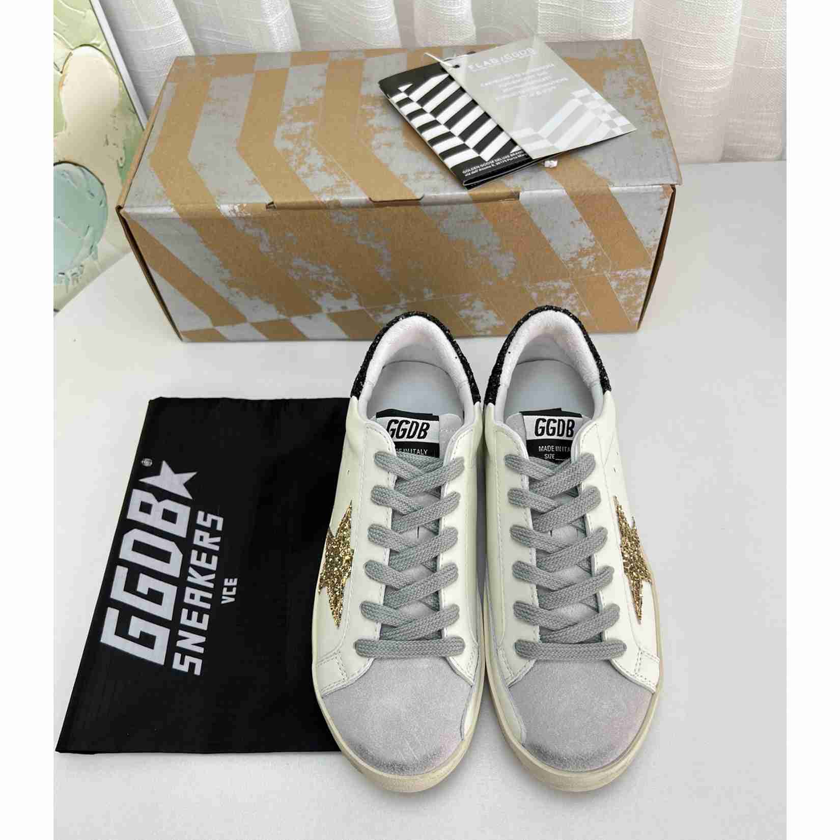 Golden Goose Super-Star Sneakers - DesignerGu