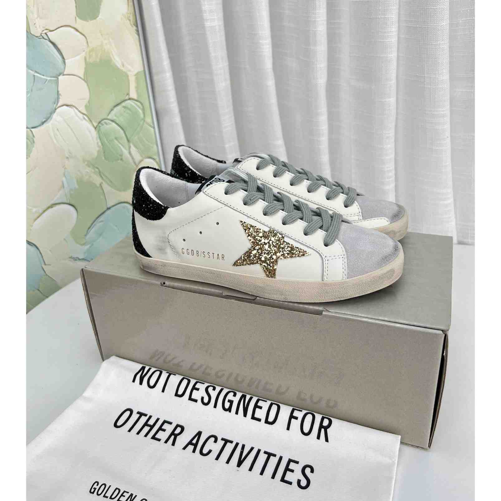 Golden Goose Super-Star Sneakers - DesignerGu