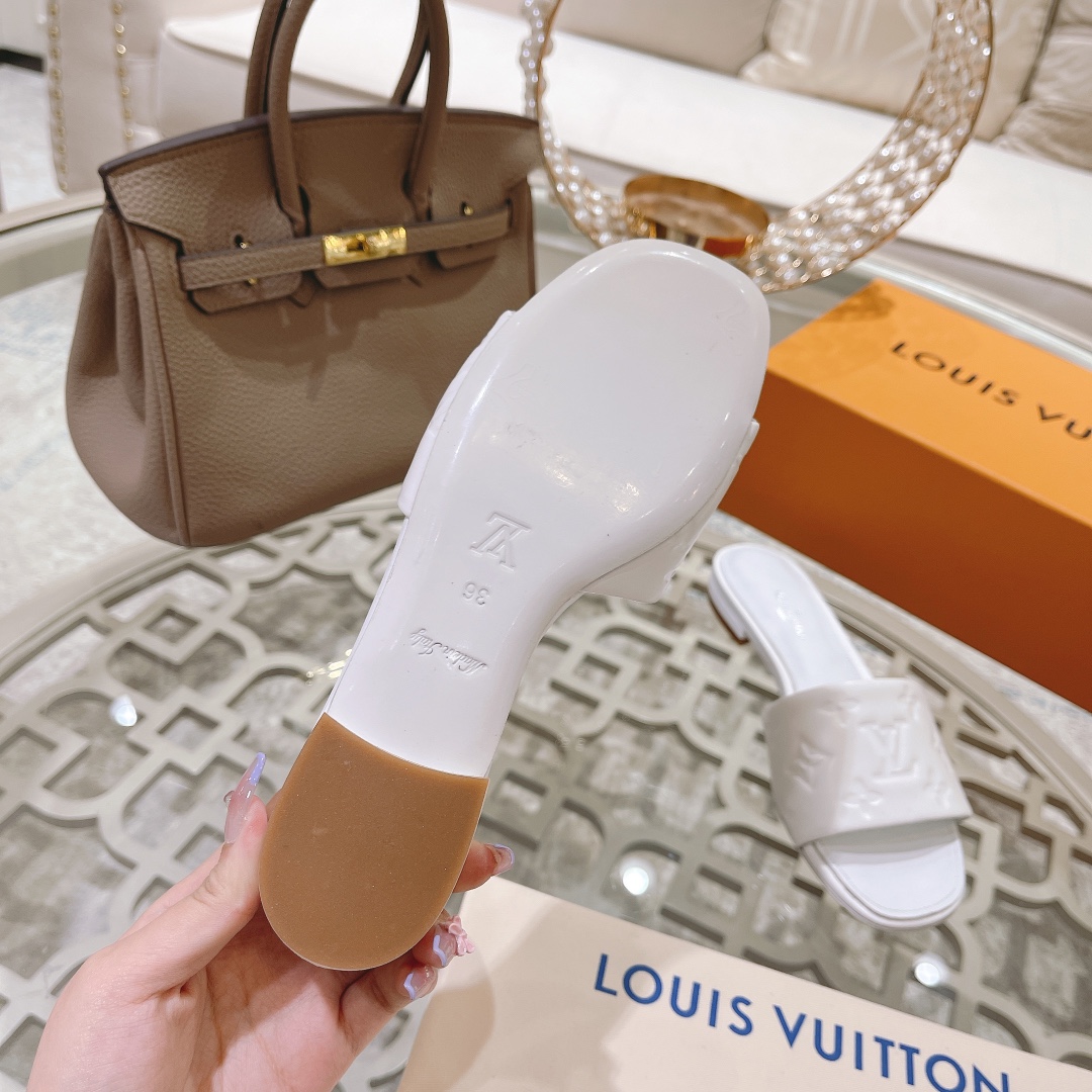 Louis Vuitton Revival Flat Mule     1A9P3T - DesignerGu