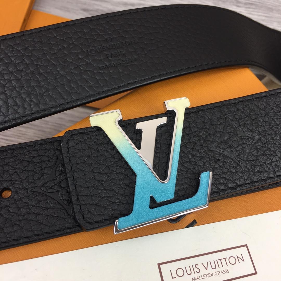 Louis Vuitton LV Spotlight 40MM Reversible Belt     M0522S - DesignerGu