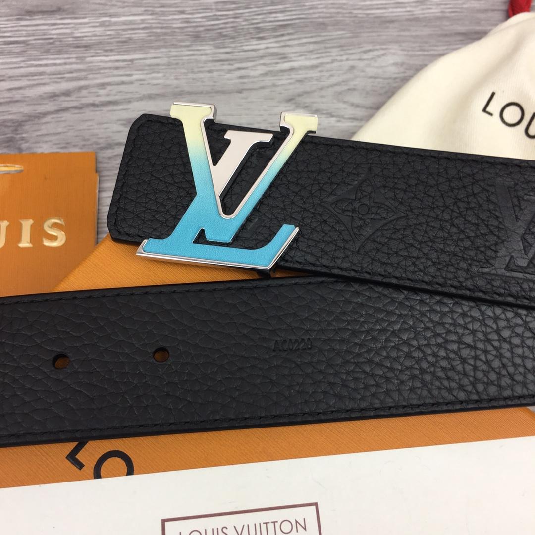 Louis Vuitton LV Spotlight 40MM Reversible Belt     M0522S - DesignerGu