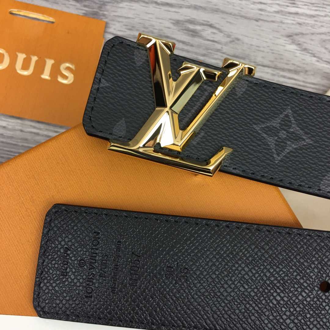 Louis Vuitton LV Pyramide 40mm Reversible - DesignerGu