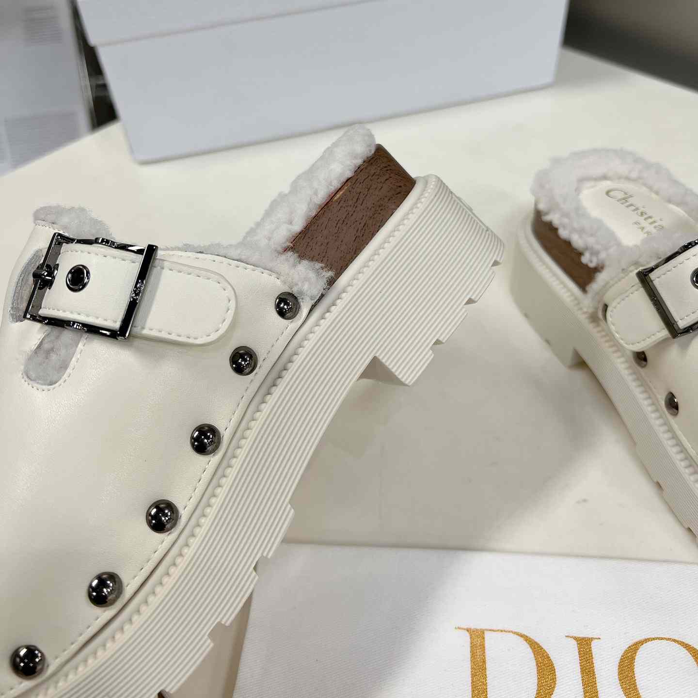 Dior Diorquake Clog - DesignerGu