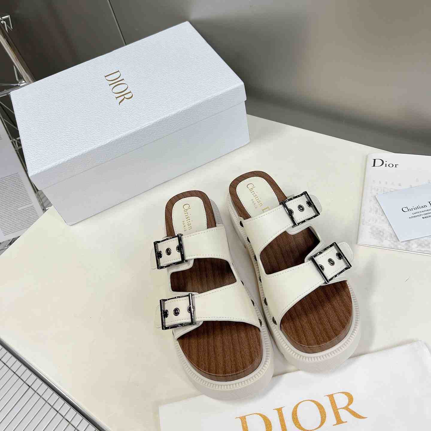 Dior Diorquake Strap Sandal - DesignerGu