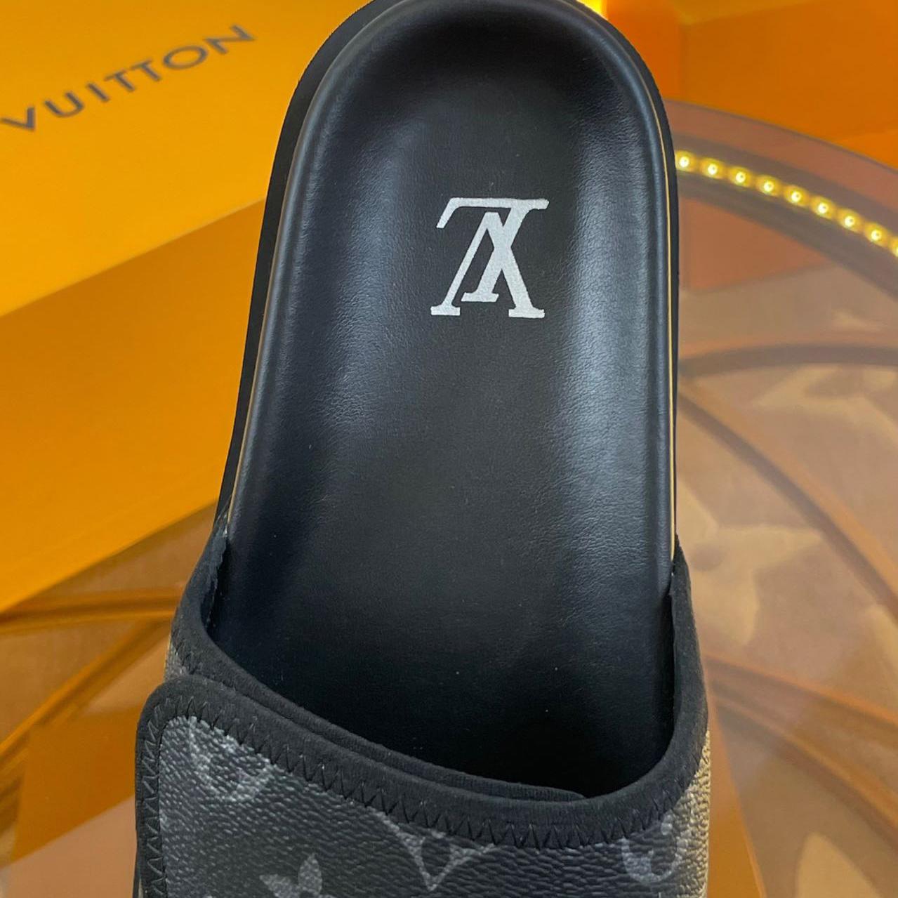 Louis Vuitton Miami Mule         1A9Z60 - DesignerGu