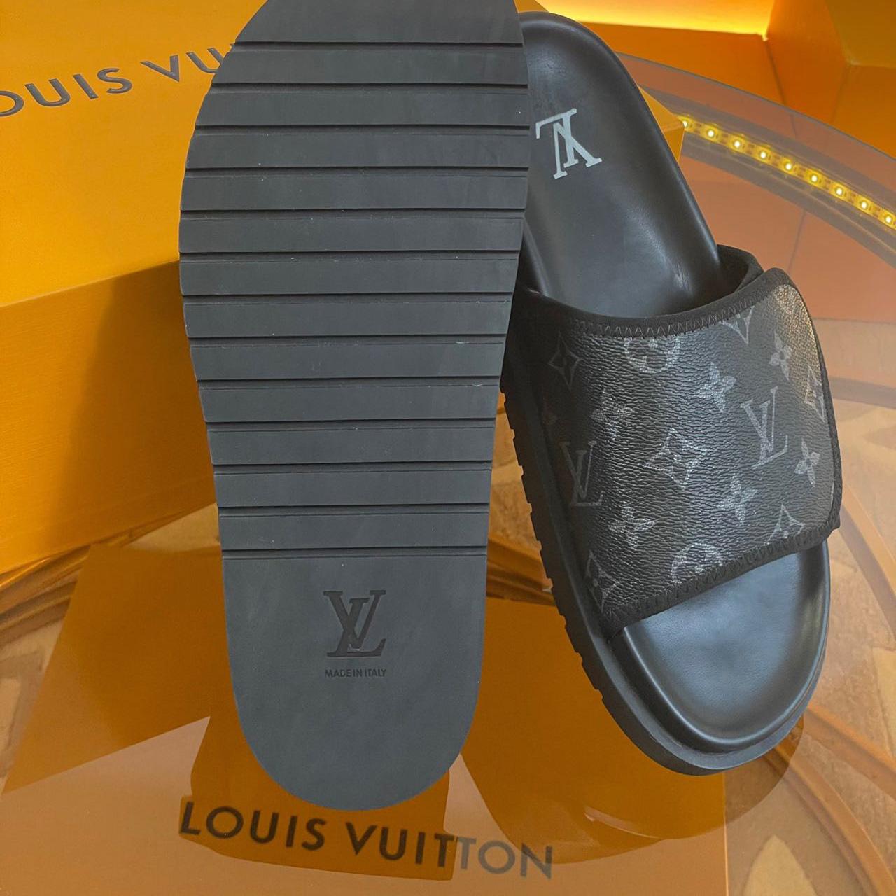 Louis Vuitton Miami Mule         1A9Z60 - DesignerGu