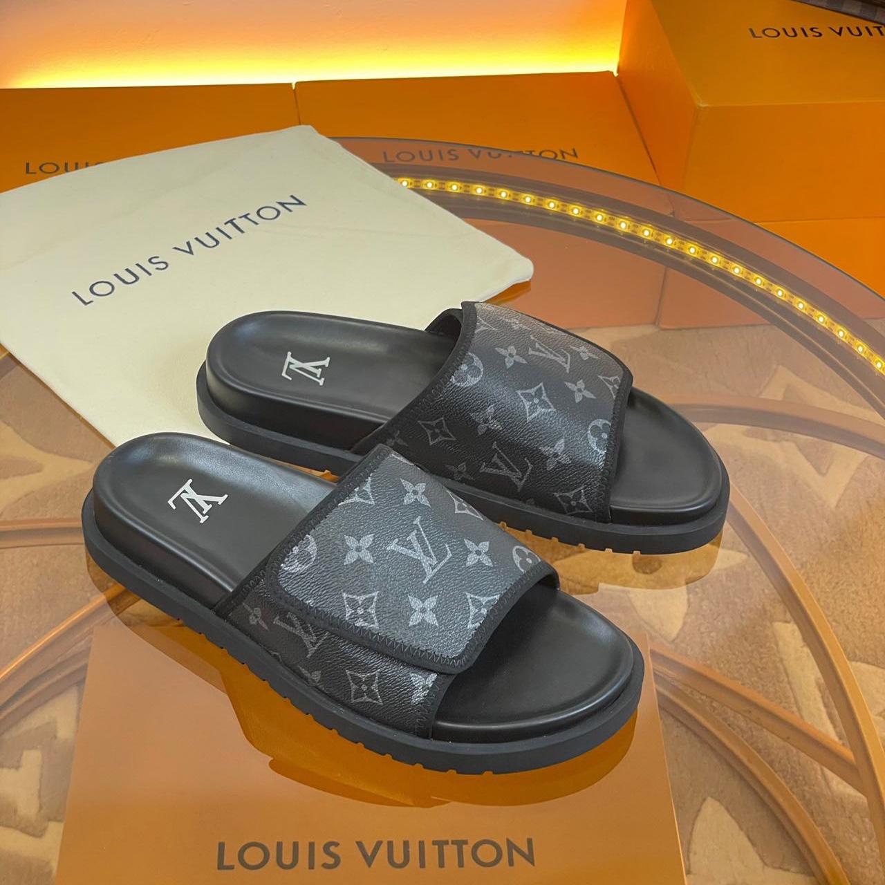 Louis Vuitton Miami Mule         1A9Z60 - DesignerGu