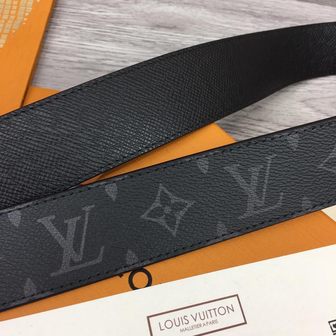 Louis Vuitton LV Pyramide 40mm Reversible - DesignerGu