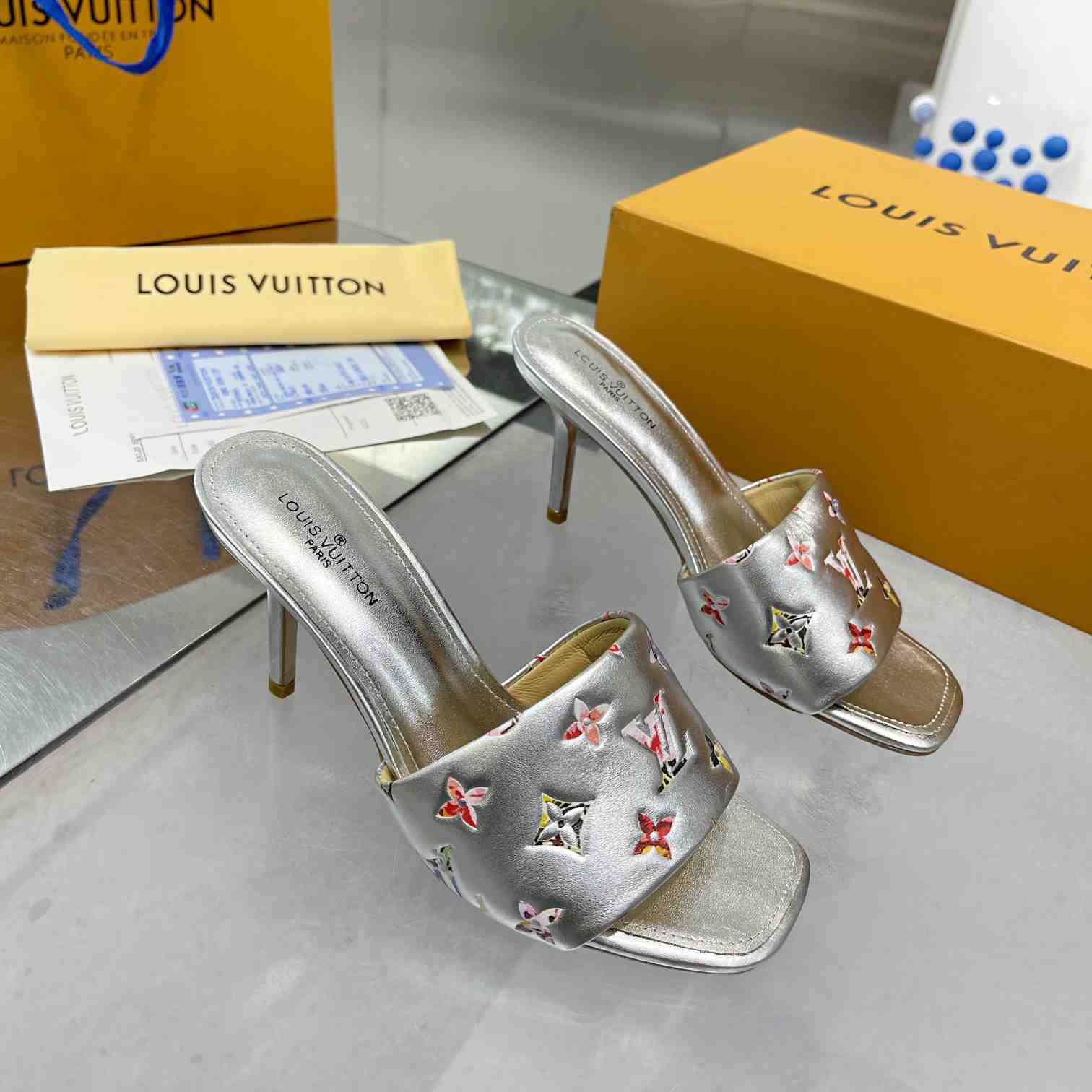 Louis Vuitton Revival Mule     1AAOUB - DesignerGu