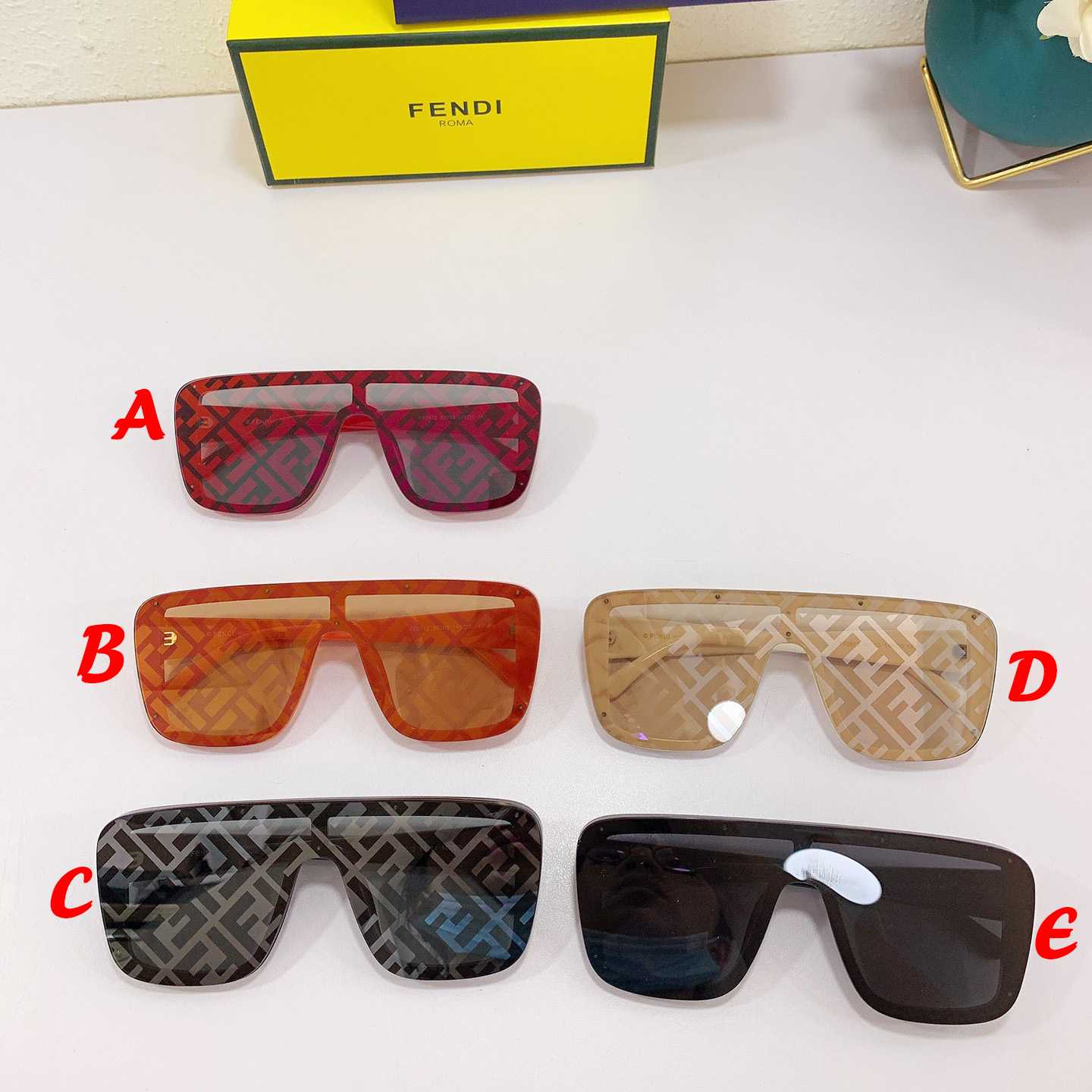 Fendi Sunglasses      FF0612 - DesignerGu