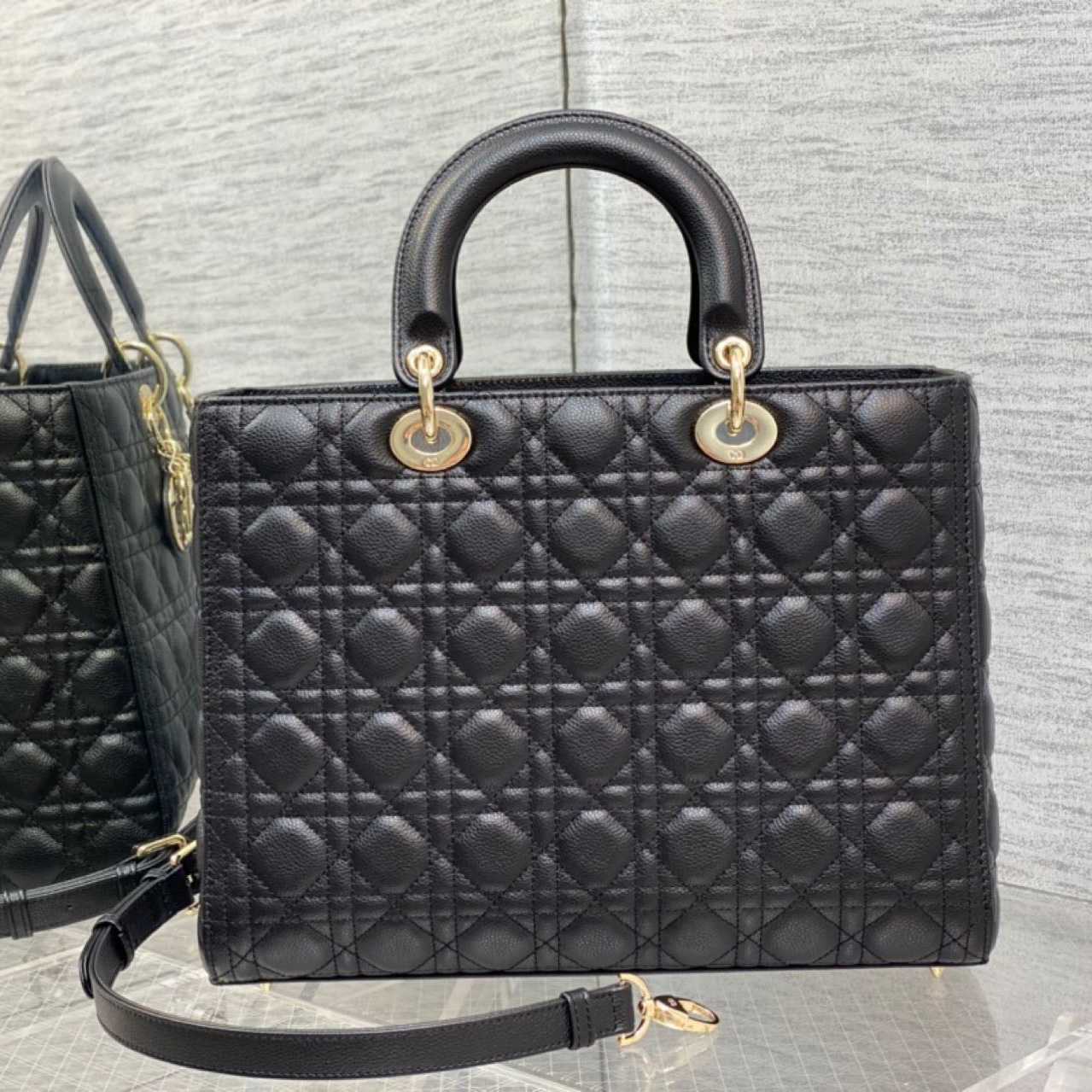 Dior Large Lady Dior Bag   (32-12-24cm)M0567 - DesignerGu