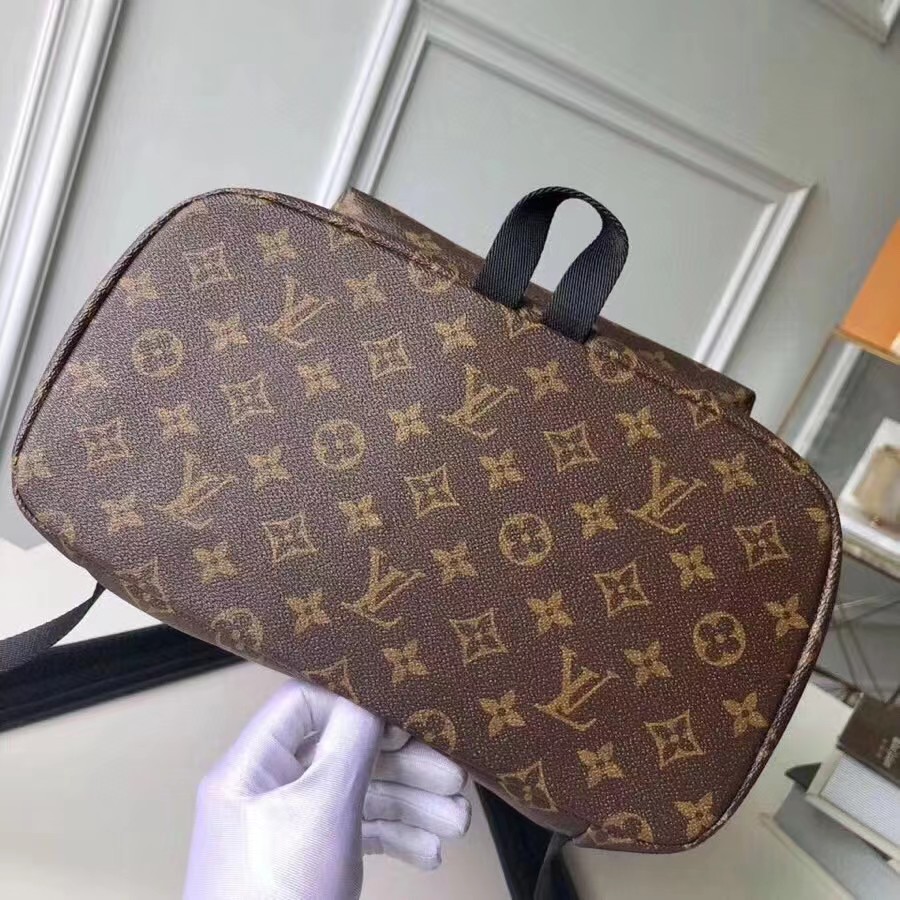 Louis Vuitton Christopher PM (22-44-15cm)   M43735 - DesignerGu