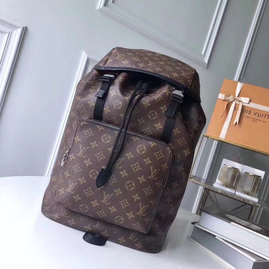 Louis Vuitton Christopher PM (22-44-15cm)   M43735 - DesignerGu