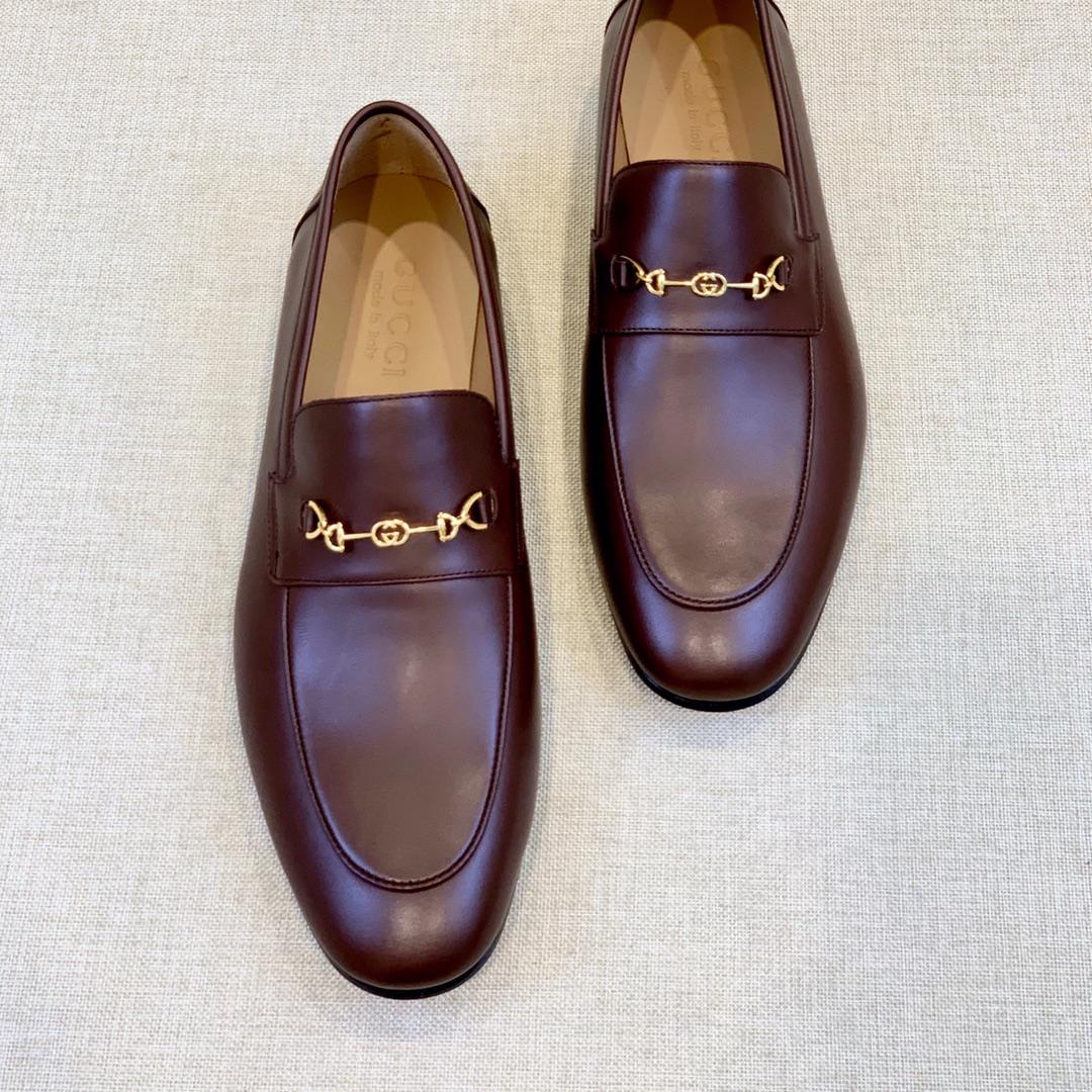 Gucci Men's Loafer With Horsebit - DesignerGu