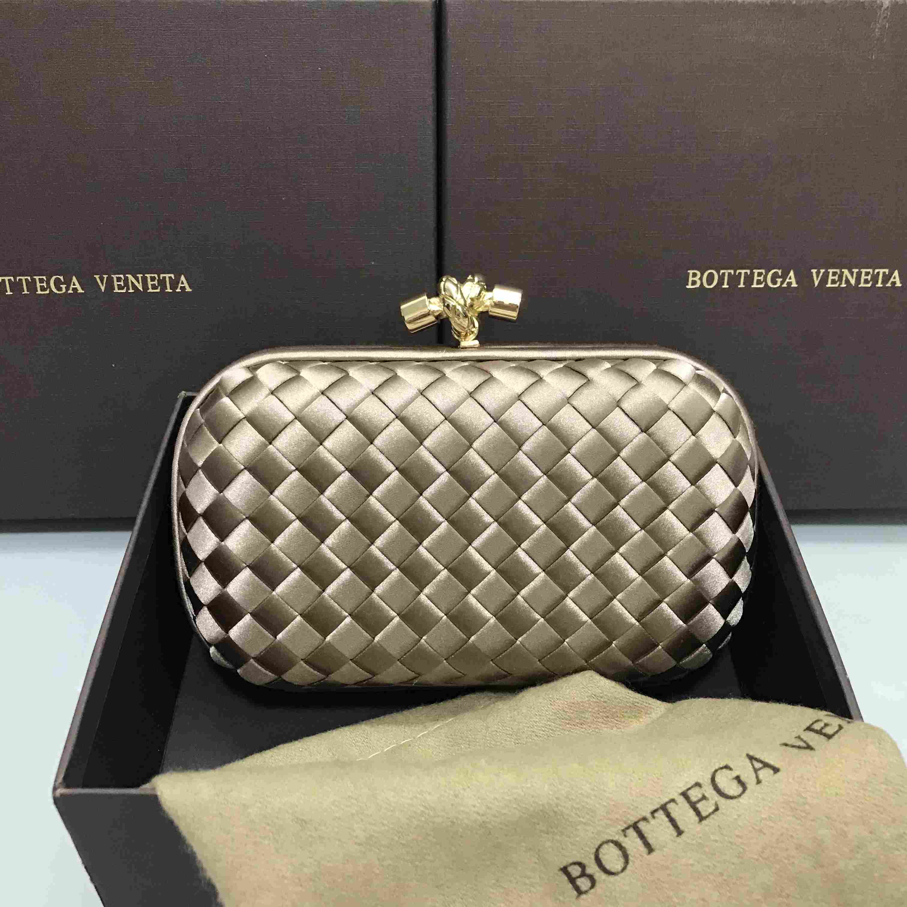 Bottega Veneta Pochette Knot Silk Clutch Bag(16.5-10-5cm)   B7750 - DesignerGu