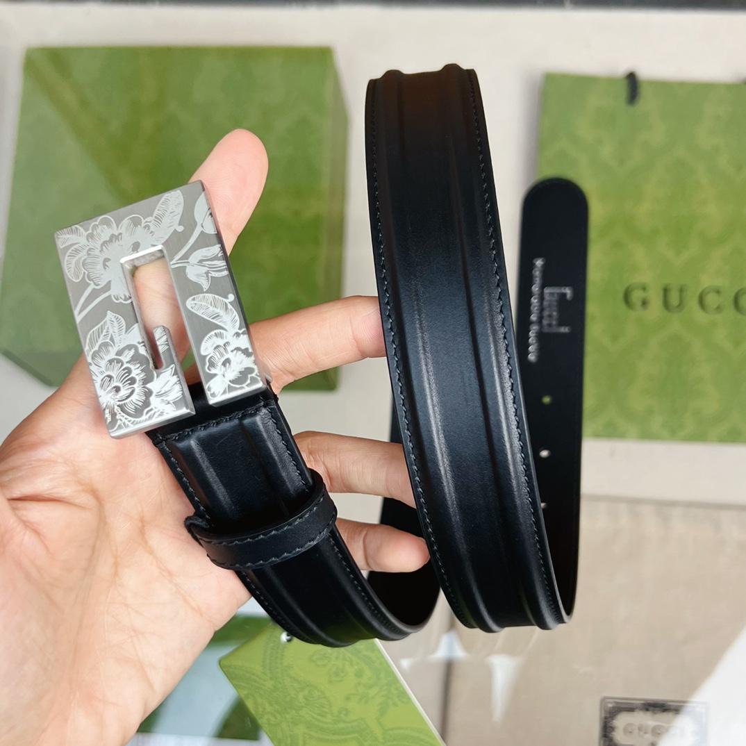 Gucci Thin Belt With Engraved Square G Buckle - DesignerGu