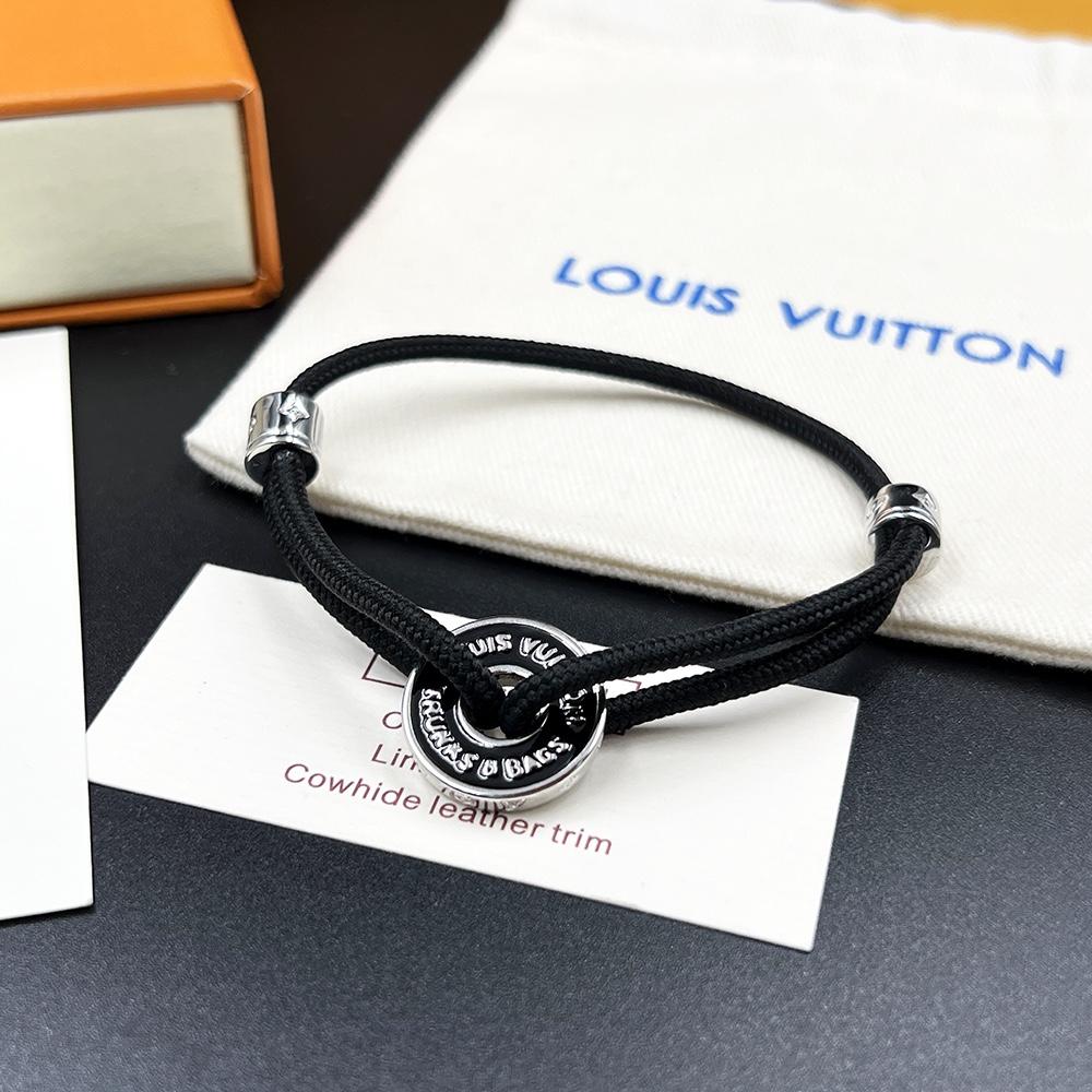 Louis VuittonLV Disc Bracelet    M00654 - DesignerGu