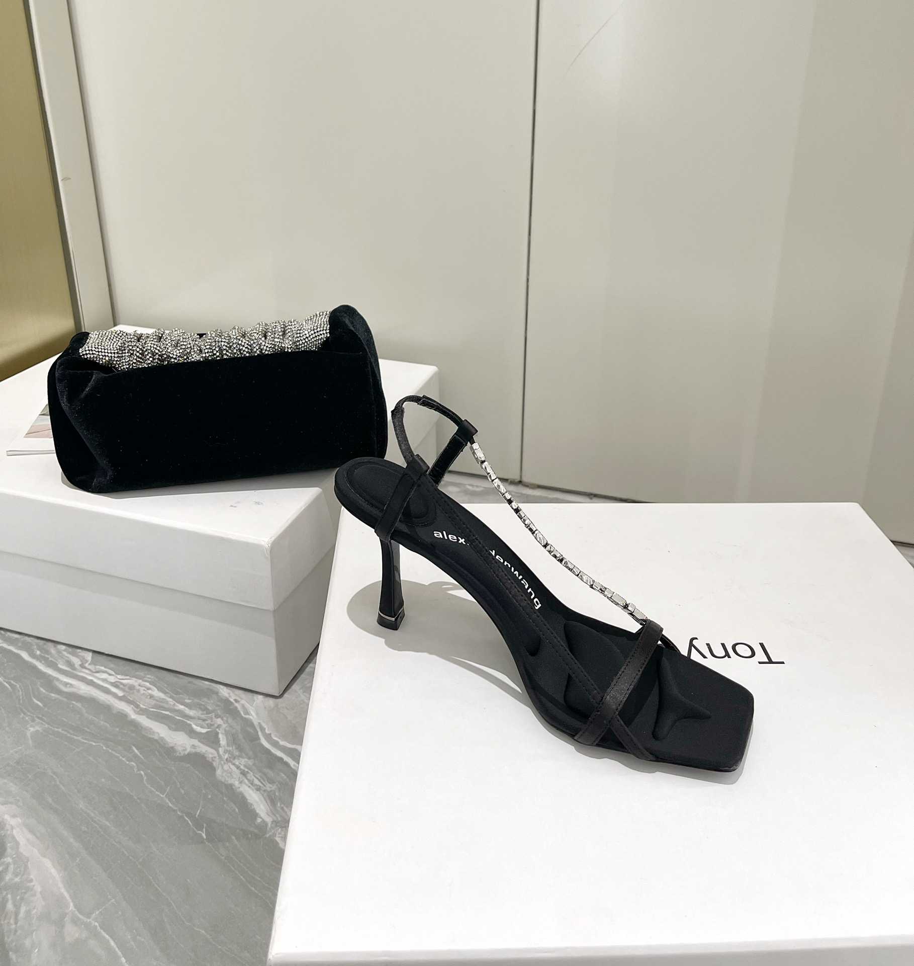 Alexander Wang lvy 85mm Sandals - DesignerGu