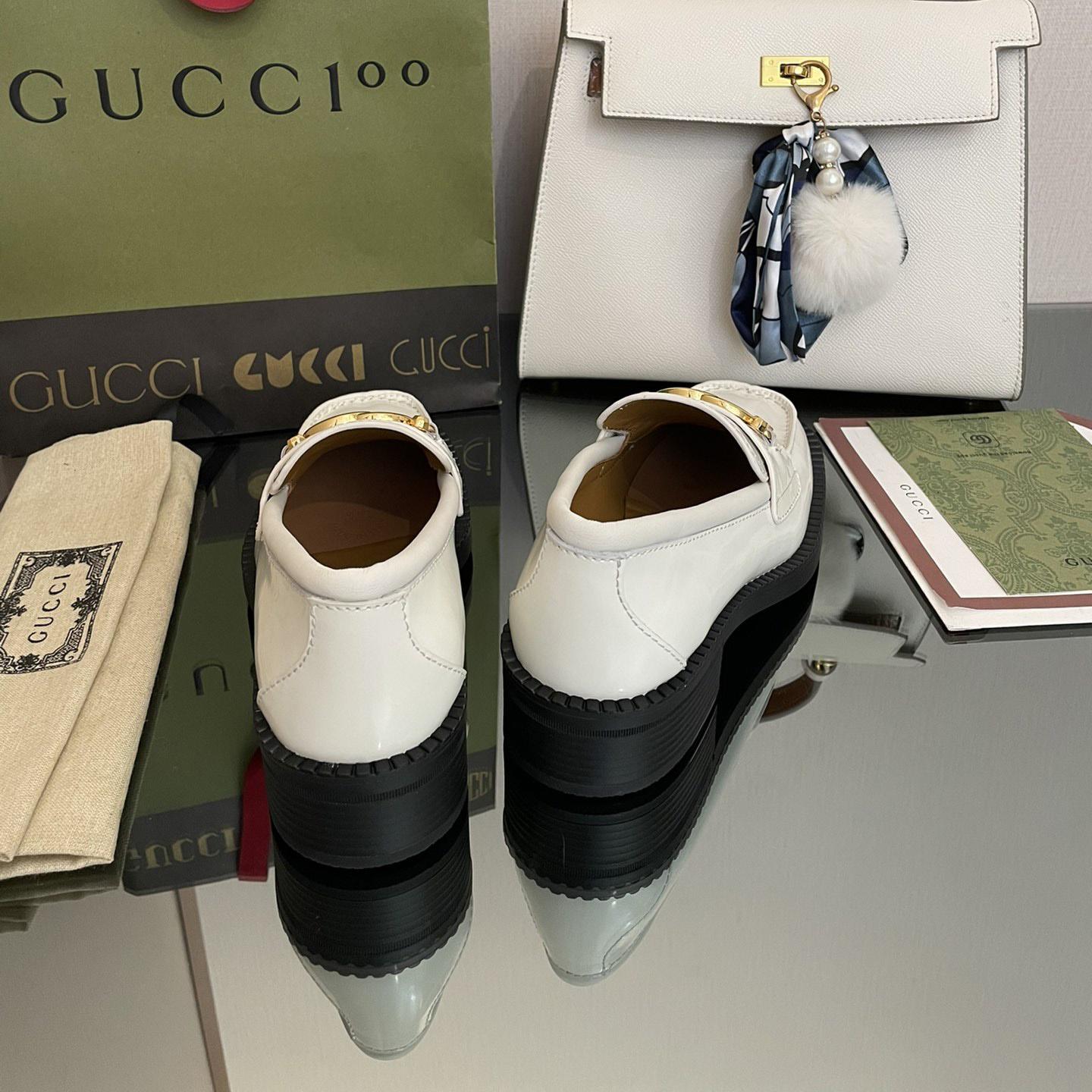 Gucci Women's Loafer With Interlocking G - DesignerGu