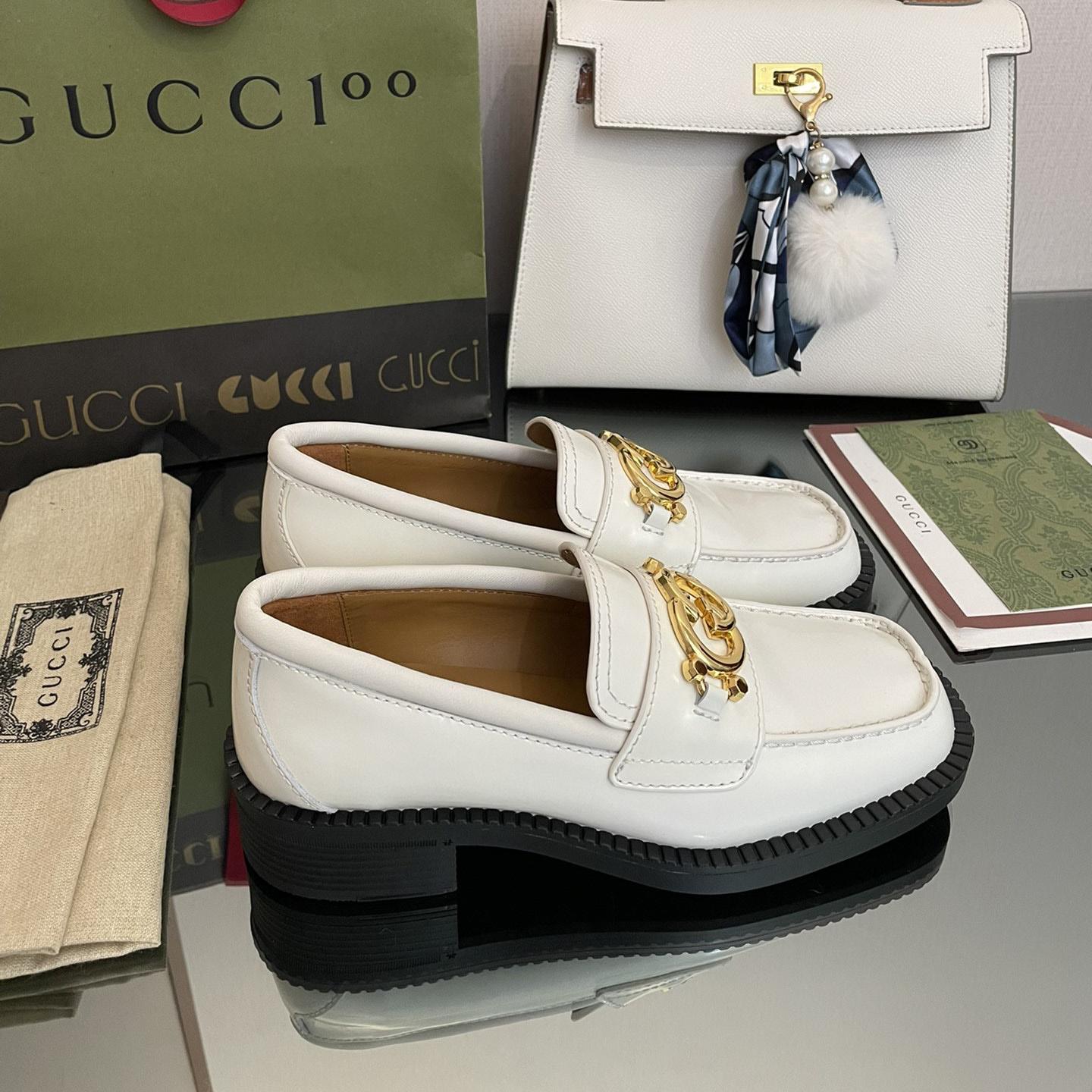 Gucci Women's Loafer With Interlocking G - DesignerGu