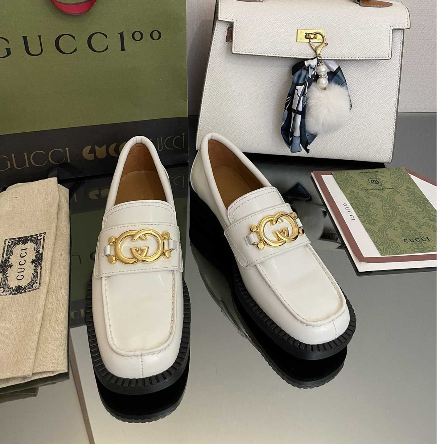 Gucci Women's Loafer With Interlocking G - DesignerGu