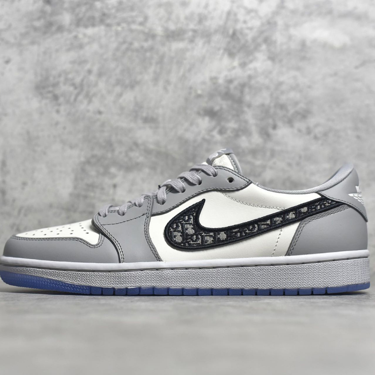 Dior x Air Jordan 1  Low Sneaker  - DesignerGu