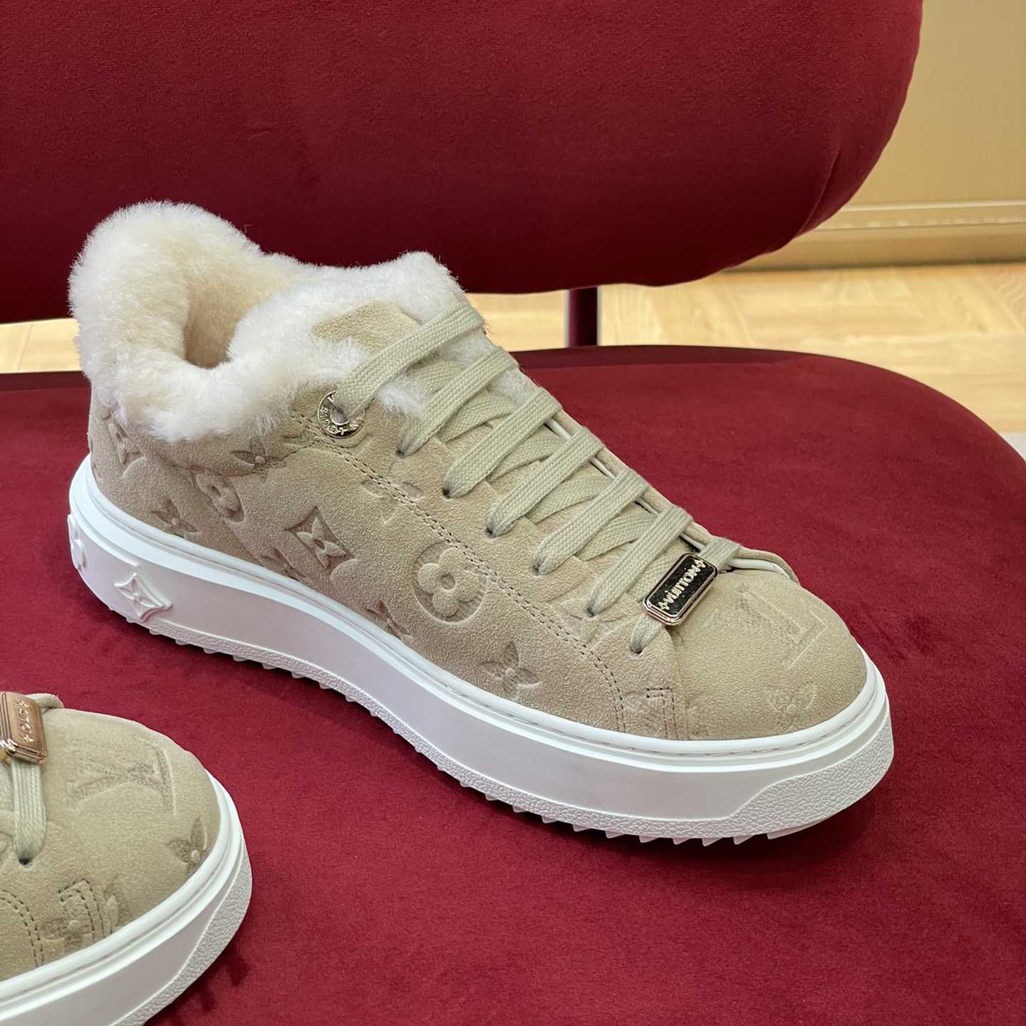 Louis Vuitton Time Out Sneakers (upon uk size)    1AADZ9 - DesignerGu