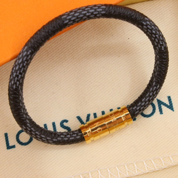 Louis Vuitton LV Confidential Bracelet - DesignerGu