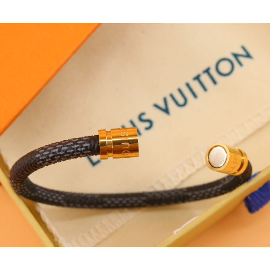 Louis Vuitton LV Confidential Bracelet - DesignerGu