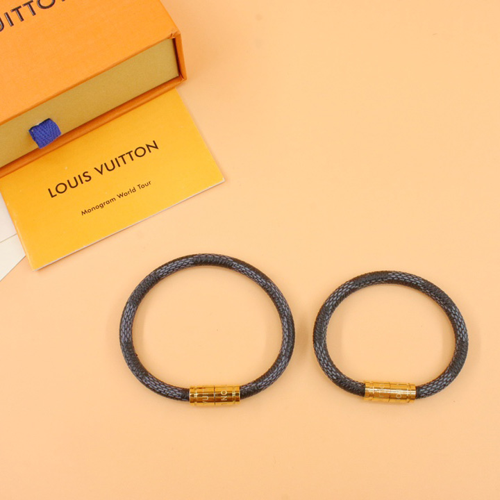 Louis Vuitton LV Confidential Bracelet - DesignerGu