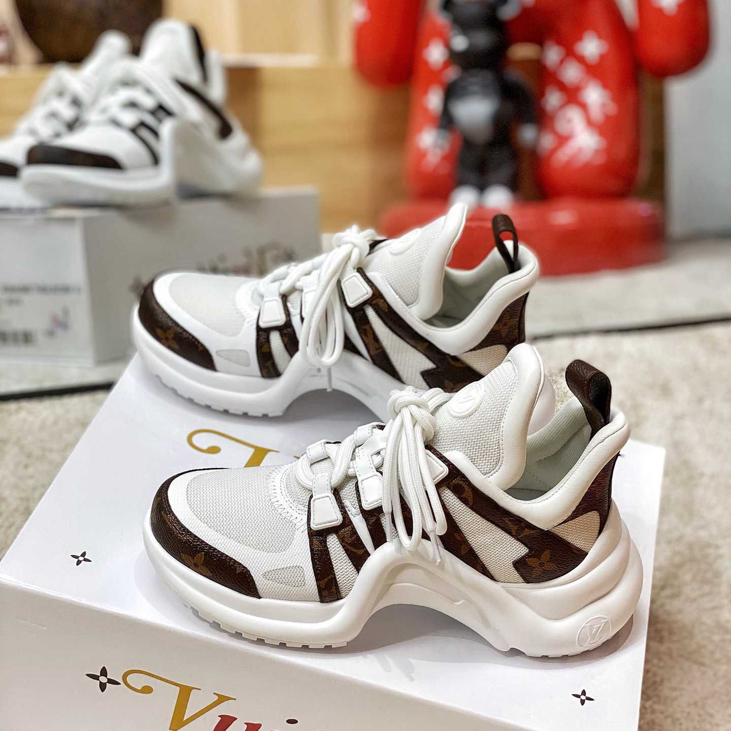 Louis Vuitton LV Archlight Sneaker      (upon uk size) - DesignerGu