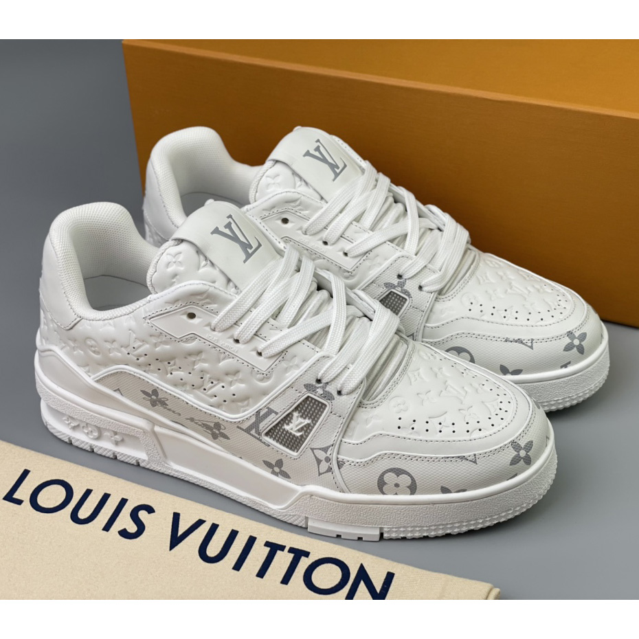 Louis Vuitton Trainer Sneaker (Upon UK Size) - DesignerGu