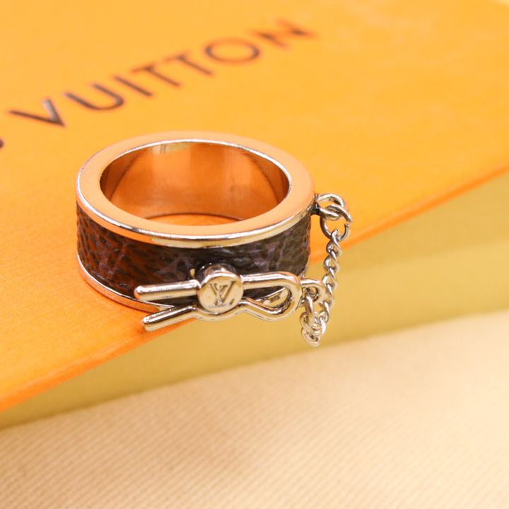 Louis Vuitton Pin Lock Rings - DesignerGu