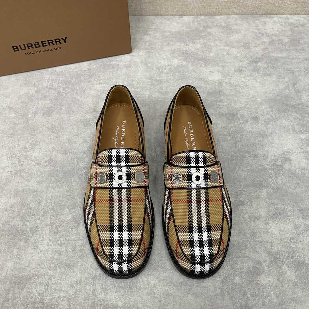 Burberry Moorley Check Loafers - DesignerGu