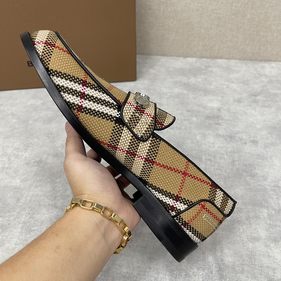 Burberry Moorley Check Loafers - DesignerGu